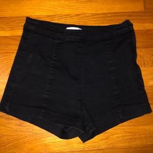 Black H&M shorts size 0